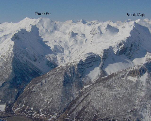 Le vallon de Courrouit vu de la Tête de Viraysse