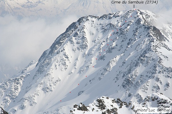 Haut de la face depuis le Rocher d'Arguille (Photo mars 2007 Luc Gential)