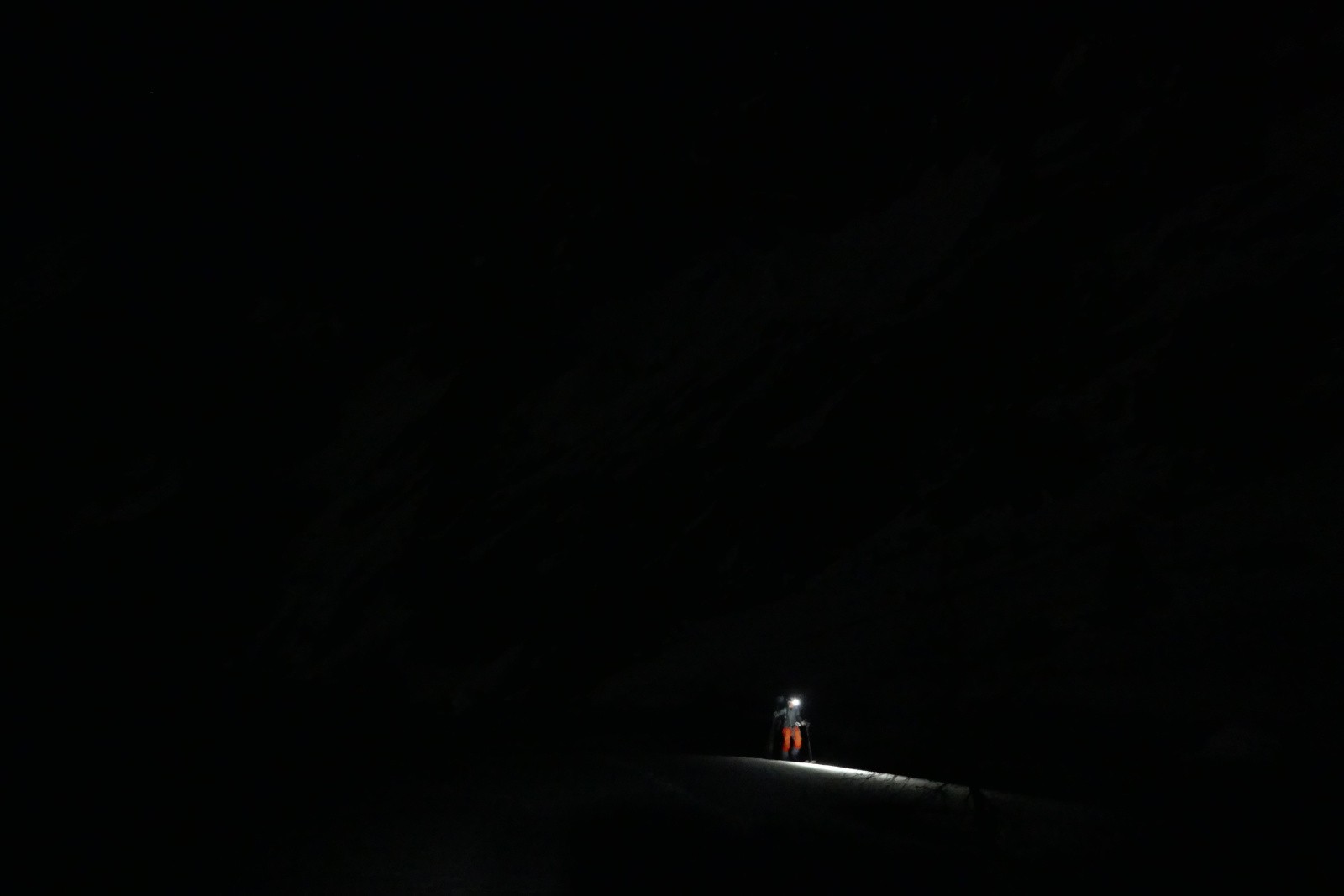 #1 Seule dans la nuit Seule dans la nuit
