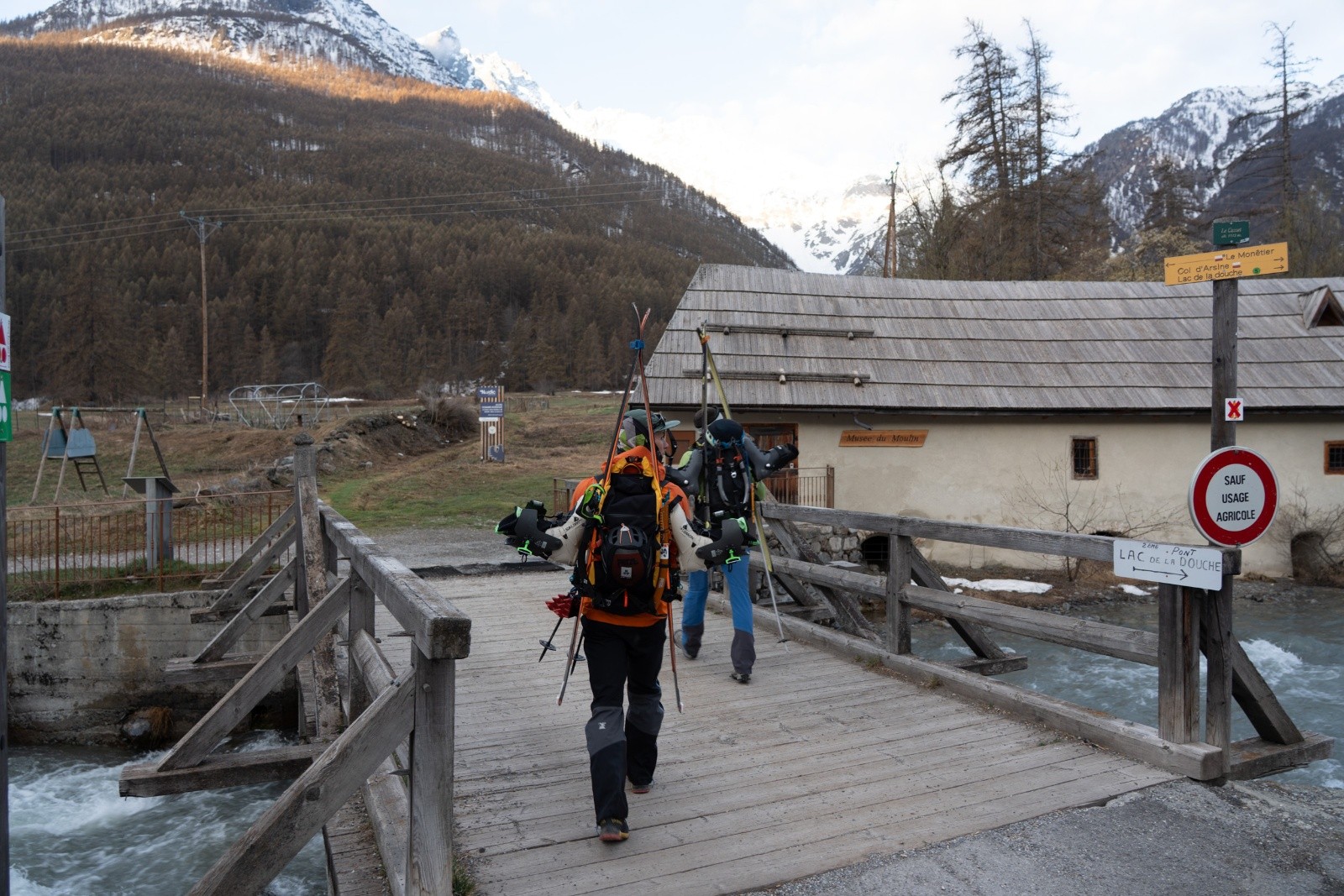 #1 Top départ, un peu de marche pour commencer Top départ, un peu de marche pour commencer