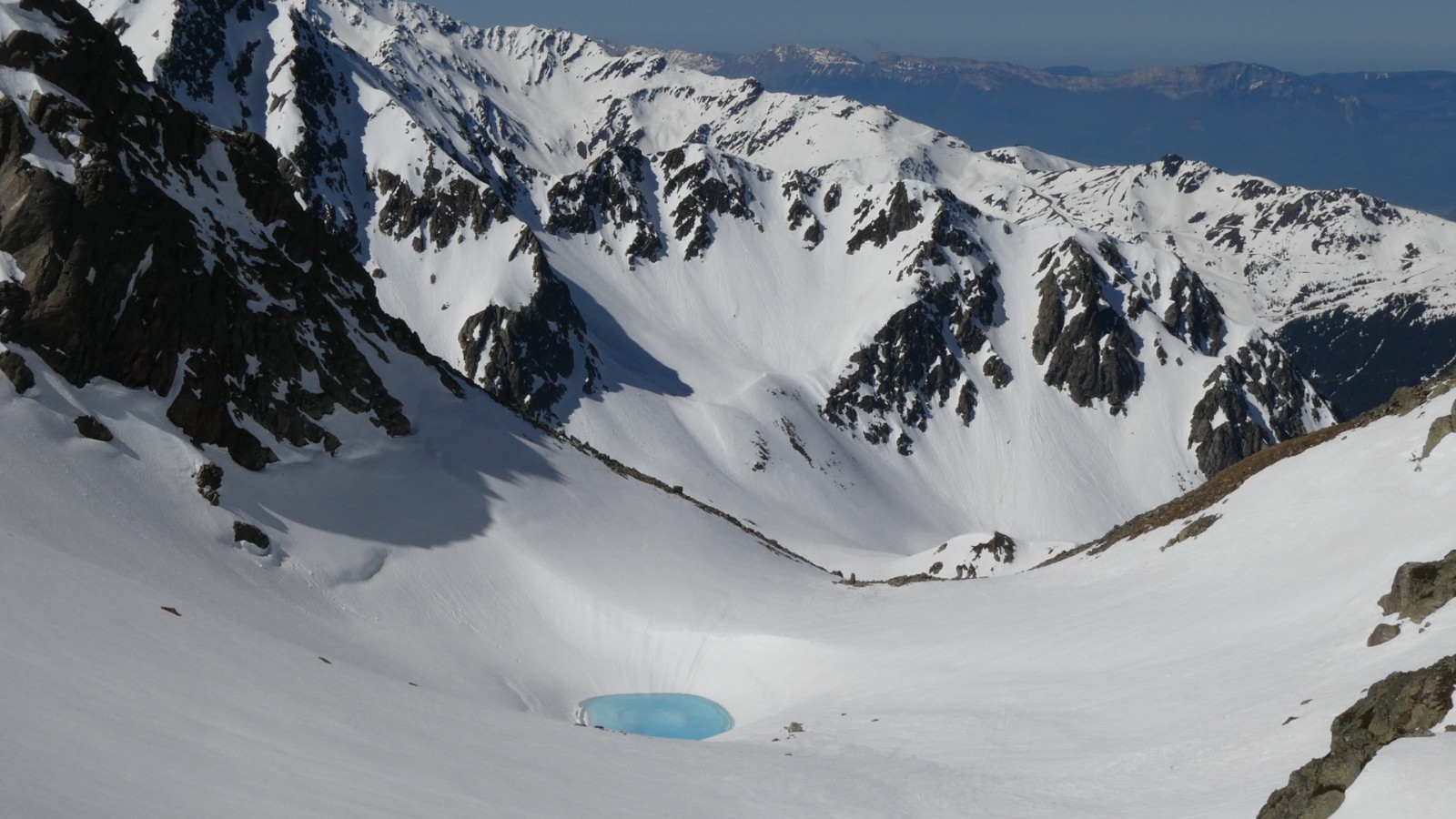 Col de la Valloire ou le coming out d'un autre admirateur inconditionnel de mon Eternelle Fiancée de Belledonne - l'oeil était dans la combe et regardait les skieurs 