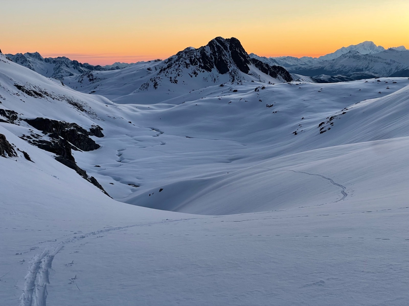 But sous l’Etendard - Au dessus du lac blanc