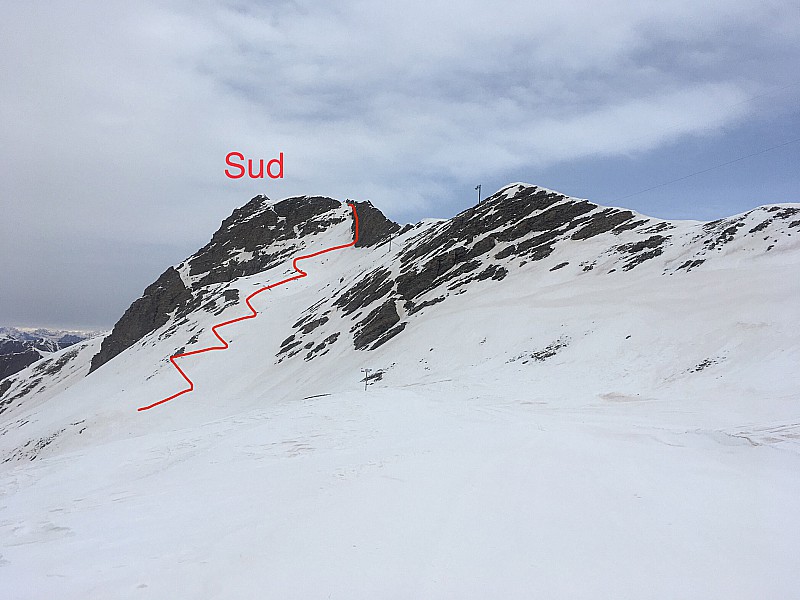 Petit couloir ouest vu depuis la piste des crêtes.