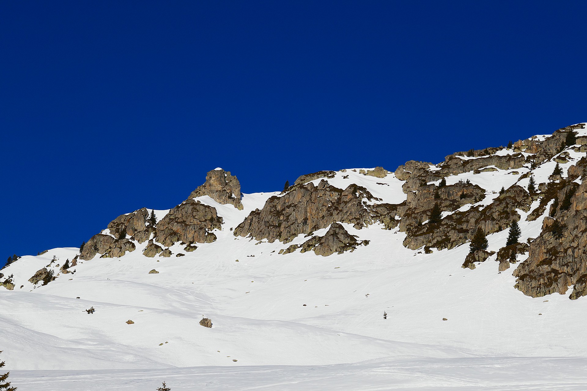 La tour caractéristique du Rocher du Vieux.